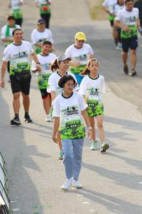 BIB: 
                            <button type="button" onclick="openModal(3555417)" class="btn btn-primary btn-sm float-right btn-popup" data-toggle="modal" data-target=".modal-high-quality">
                        <i class="fas fa-shopping-cart"></i> Add to Cart
                    </button>
                                            <button type="button" onclick="isThisMe(3555417, true)" class="btn btn-success btn-sm float-right btn-popup btn-isme hidden" data-toggle="tooltip" data-placement="bottom" title="นี่คือรูปของคุณใช่ไหม คลิกที่นี่เพื่อเอาเข้าอัลบั้ม">
                        <i class="fas fa-plus"></i> Add to album
                    </button>
                    <button type="button" onclick="isThisMe(3555417, false)" class="btn btn-warning btn-sm float-right btn-popup btn-isnotme hidden">
                        <i class="fas fa-ban"></i> Remove from album
                    </button>